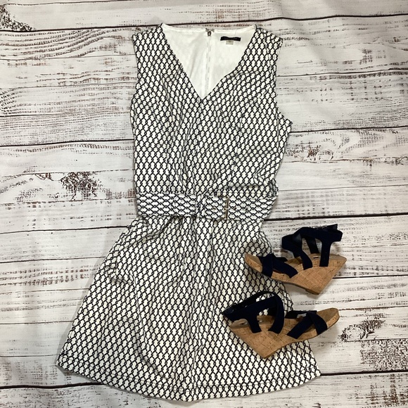 128. Tommy Hilfiger Sheath Dress NWT Size 14 - Picture 6 of 6